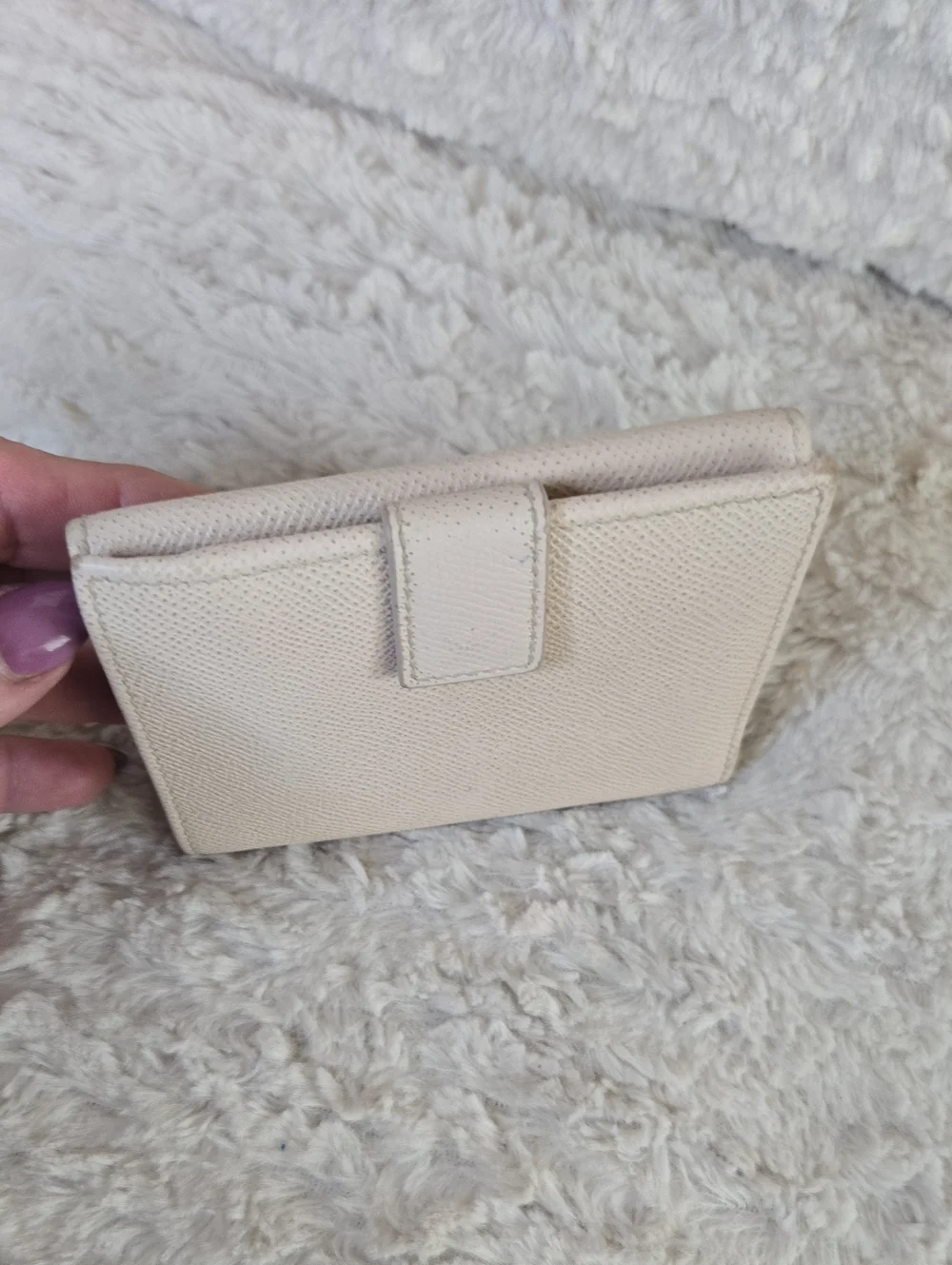 Salvatore Ferragamo Cream Leather Wallet with Gold Hardware EUC